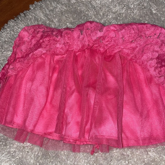 24 M skirt - Picture 3 of 5